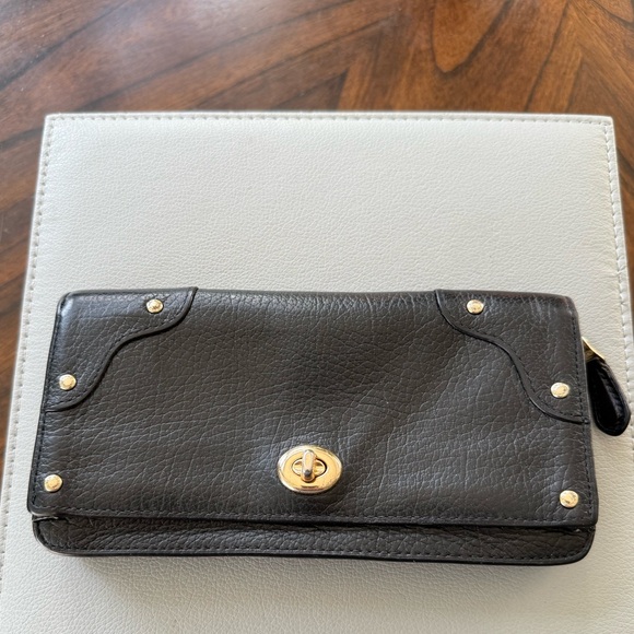 Coach Leather Mercer Long Wallet Turnlock Studs Multiple Card Pockets 53882 - Picture 15 of 16
